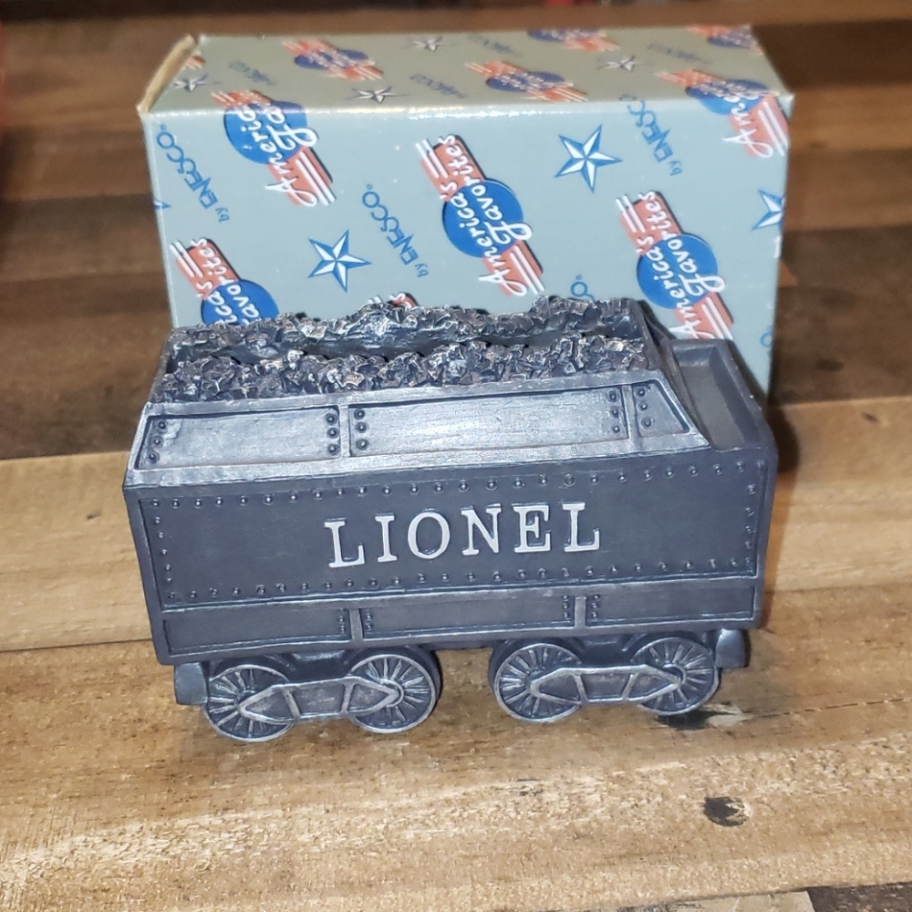 Lionel Card Holder
